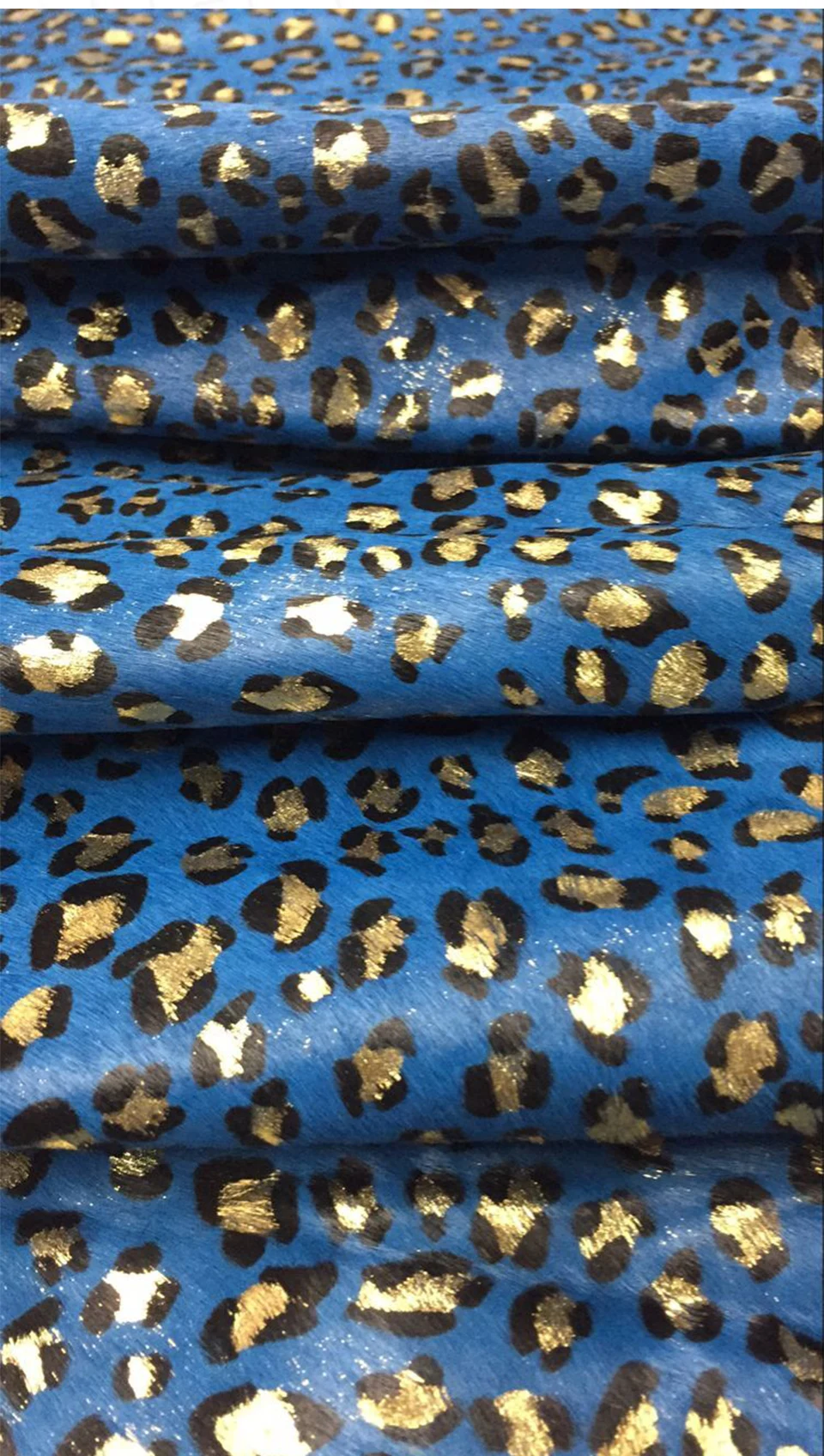 Пользовательские металлические пятна напечатаны подлинной голубой лошадь ткань меховое голье для кошелька/сумки