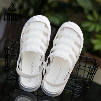 

Summer Women Hollow Breathable Slippers Hospital Medical Nurse Flat Non-slip Work Shoes PVC Hole Shoes Female Beach Sandals