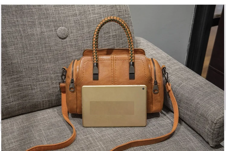 9938374754_423938254