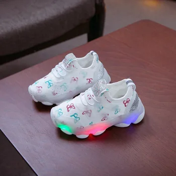 

New Autumn Children Shoes LED Glowing Sneakers Kids Fashion Air Mesh Baby Sports Shoes For Toddler Shoes With Light Boys Girls