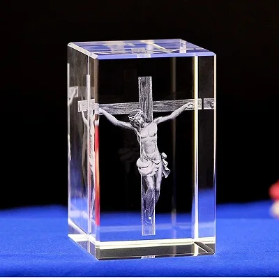 Candeeiros de Mesa de Cristal com Base de Luz de 4 Jesus Gravado Cristal Presentes Novelty Cores 3d 4 China table lamp 3d Suppliers