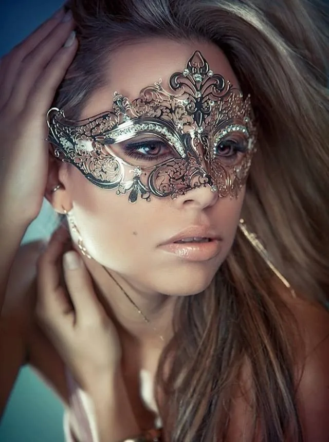 12pcs Masquerade Masks Women Men Mardi Gras Venetian Ball Mask Party Supplies