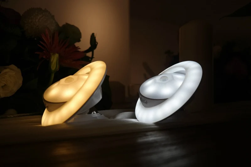 UFO Shape Motion Sensor Child Night Light 360 Degree Rotating Lamp Wall Hallway Closet Bedroom Battery Powered LED Night Light (2)