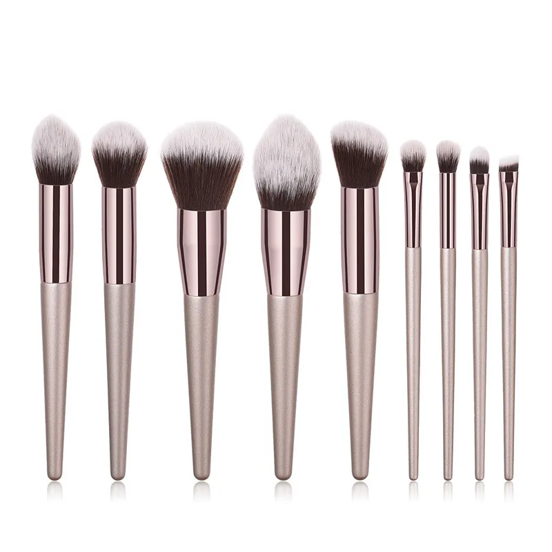 High Quality Makeup Brush Set 9pcs Foundation Lipstick Combination Eye Shadow Set. | Красота и здоровье