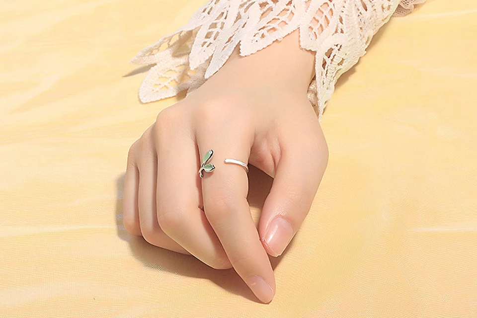 Регулируемое кольцо с листьями, медный сплав, серебряное покрытие, инкрустированное кольцо с зеленым цирконом, модное Трендовое женское ювелирное изделие, подарок