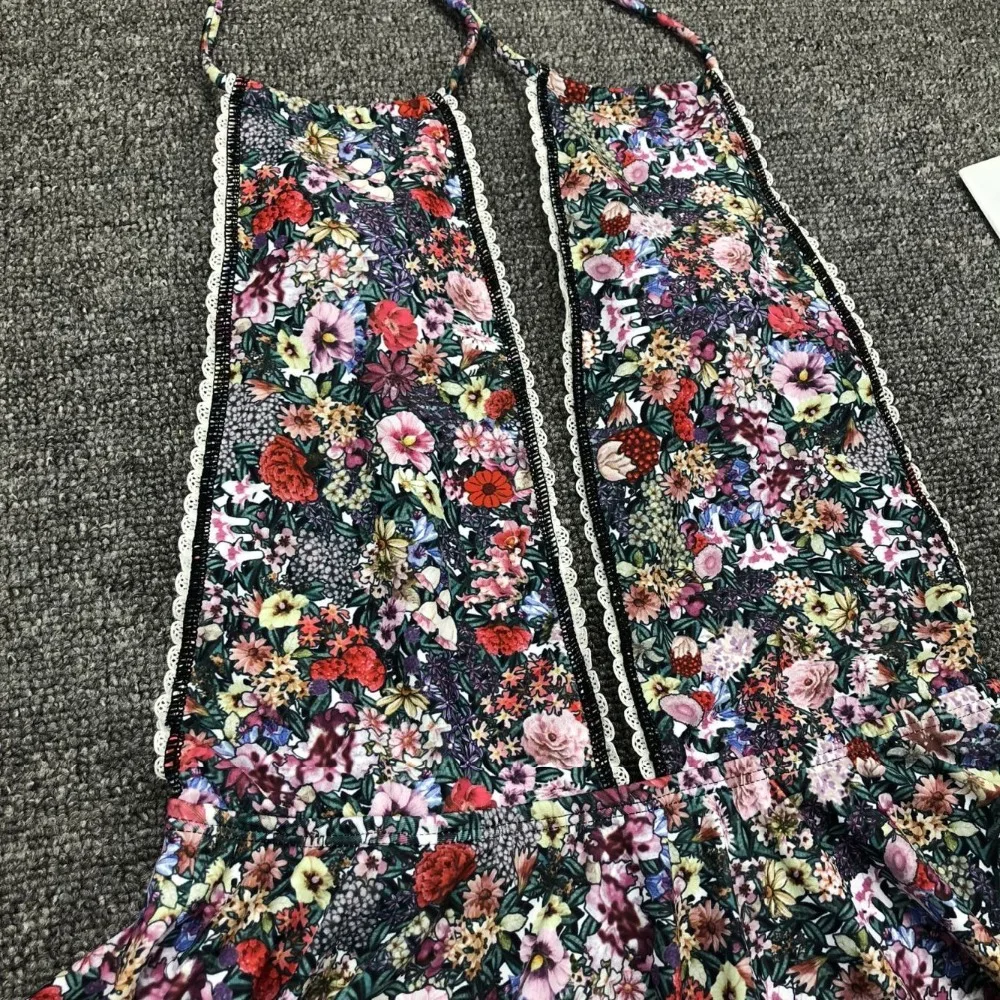 9136 (5)