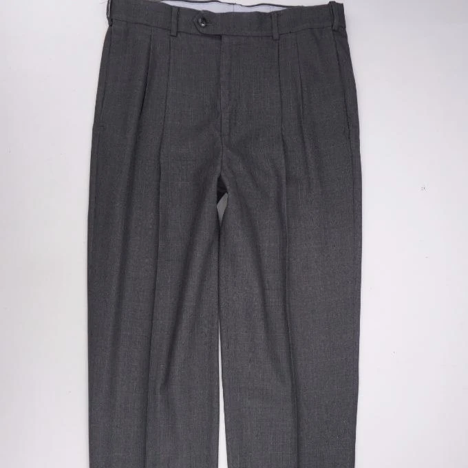 ROUNDTREE & YORKE Poly-Rayon Pleated Cuffed Dress Pants Charcoal 33x30 (1)