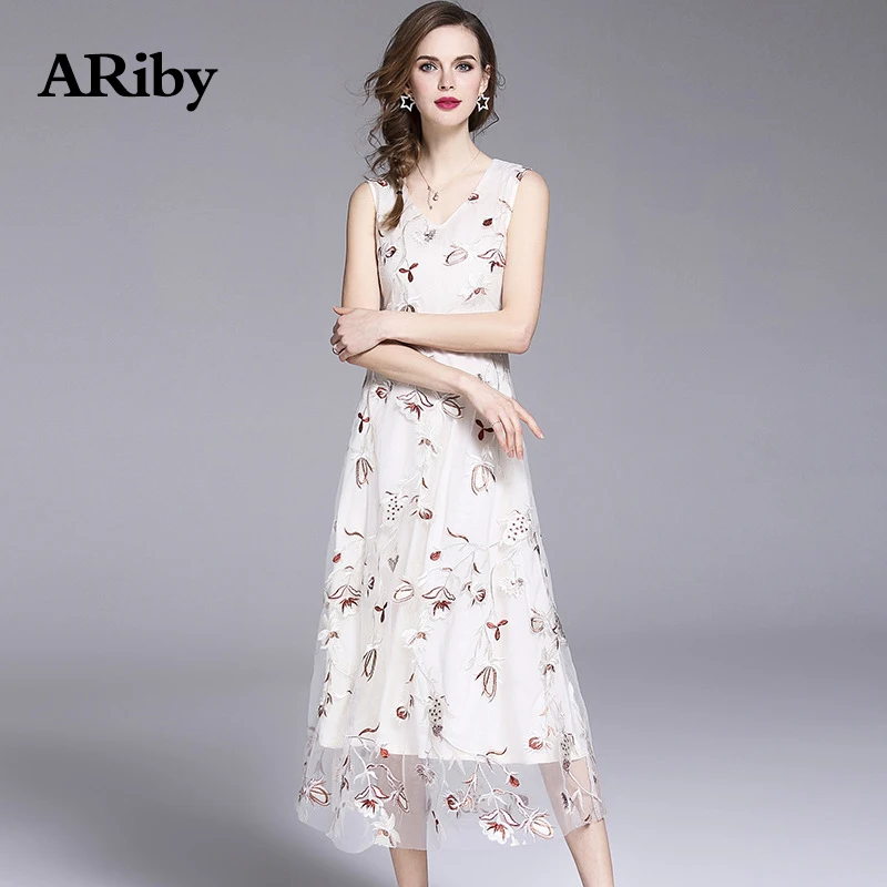Dress V Collar Women Summer Beautiful Dress 2019 Fashion Lady Elegant Exquisite Mesh Floral Embroidery Sleeveless A-Line Dress