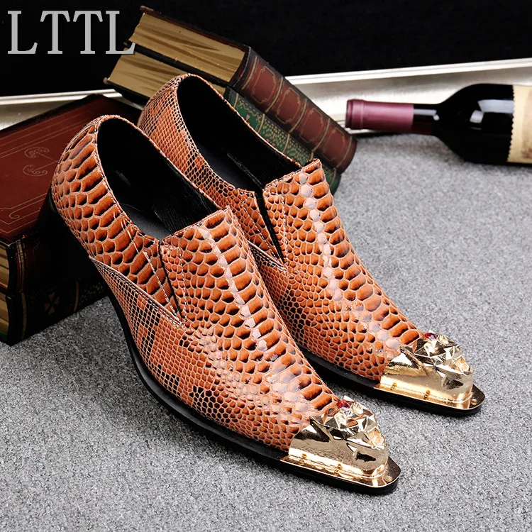 

New 2017 Tide New Men's Serpentine Pattern Leather Metal Pointed Toe Causal Shoes Luxury Design Flat Loafers Shoes Men 38-46