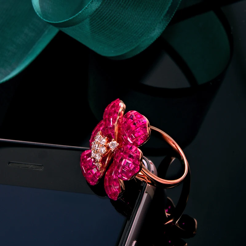 CAIMAO High Jewelry Invisible Setting 10ct Natural Ruby and 0.38ct Brilliant Cut Diamond 18kt Au750 Rose Gold Ring