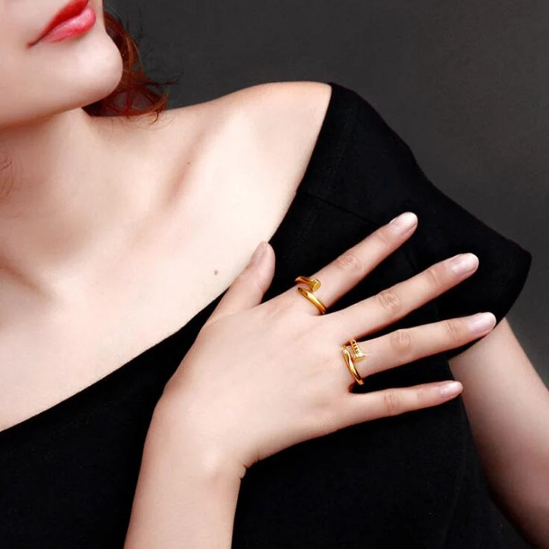 Luomansi Hot Fashion Silk Nail Titanium Steel Rings For Women Luxurious Rose Gold Zircon Couple Ring Wedding Jewelry Wholesale