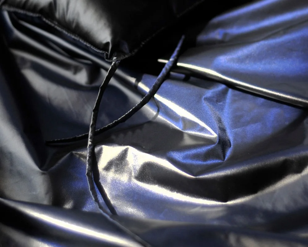 

Shading Blue Nylon Coated fabirc Textiles Glitter Down Jacket Lining Material 100cm*148cm