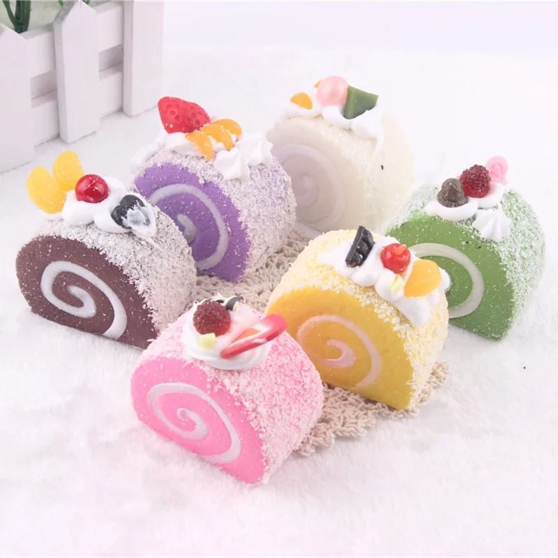 

6pcs Simulation Cream Cupcake Sift Sequishy Bread Keychain Pretend Play Kids Girls Pretend Toys Party Birthday Decoration