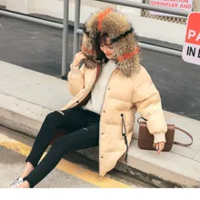 Г. новые женские парка куртки-пуховики на утином пуху средней длины роскошь природы с меховым капюшоном зимние толстые женские свободные пальто Верхняя одежда зимние одежда