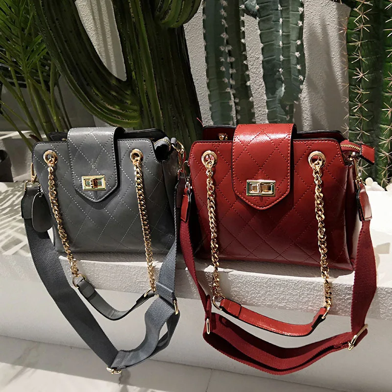 

metal Chain 2019 shoulder women bag pore color real leather brand design for mother student phone purse