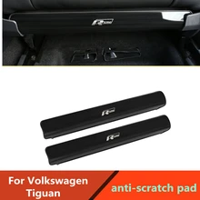 Anti-scratch pad Per Volkswagen Tiguan Sedile Posteriore anti-kick piastra anti-scratch pad disegno di filo di acciaio acciaio inox trim 2 pcs