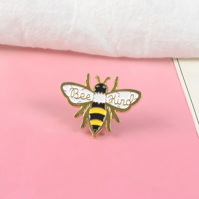 Пчелиный вид Милая медовая пчела эмалированная булавка значок быть добрыми насекомыми булавка сохранить брошь в форме пчелы булавки животные ювелирные изделия подарок женские аксессуары