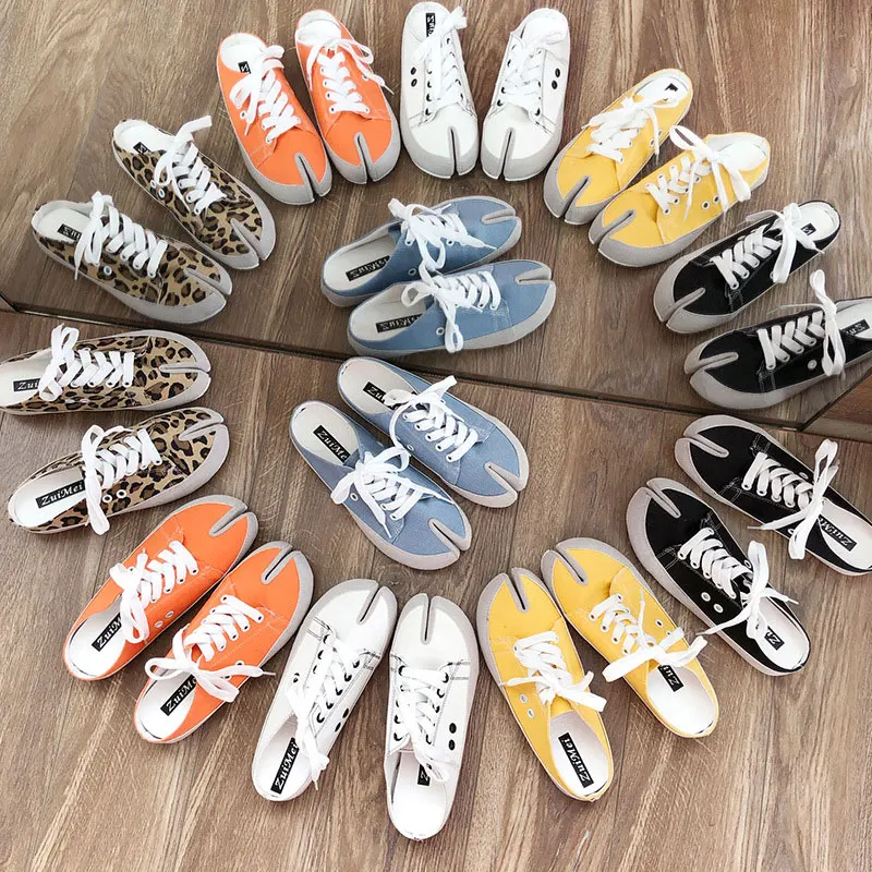 

HEE GRAND Leopard Slip On Flat Shoes White Lace-up Mules Round Toe Soft Canvas Slippers Casual Walking Shoes Women Flats XWD7737