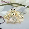 Europeo y americano Big Cute Bee broche CZ broche Pin Collar Cardigan vestido joyería femenina broches para ramos de boda ► Foto 1/3