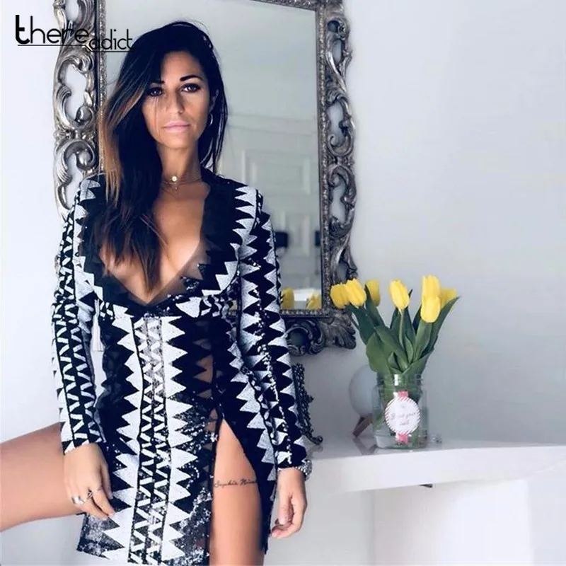 

Sexy Women Sequined Dress Deep V Neck Elegant Geometric Black And White Sequins Stitching Night Club Party Dresses Vestidos