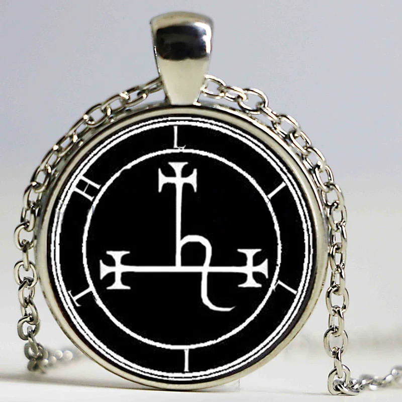 Ожерелье с подвеской Lilith Sigil из стекла кабошон фото ожерелье vision 4 Black|cabochon