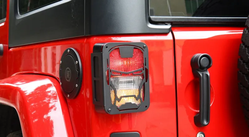 Sansour Железный человек стиль 2 шт фонарь охранник доска задняя крышка лампы для Jeep Wrangler 2007- авто свет протектор аксессуары