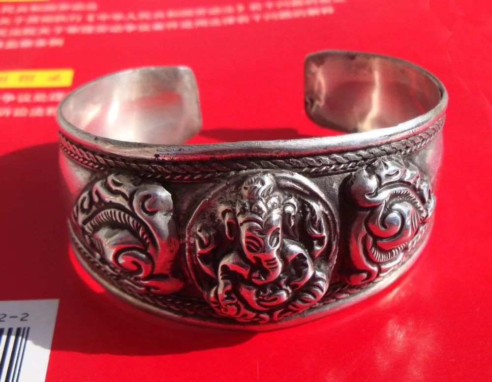 

Fast shippingTibet tribal Tibetan silver elephant blessing luck bracelet ty