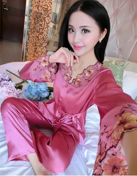 

Women's sleepwear twinset 2015 Summer style sexy silk satin nightgown lace short-sleeve tops capris pyjamas set homewear purple
