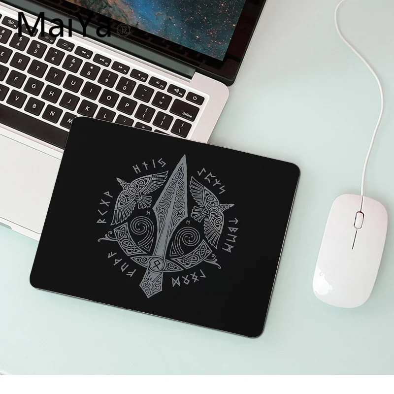 No Lock Edge25x29cm Maiya красивые аниме Viking Vegvisir Odin скандинавские высокоскоростные новые коврики для мыши Гладкий блокнот для письма настольные компьютеры мат игровой коврик для мыши - Color: No Lock Edge25x29cm