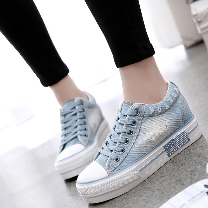 

2019 spring Korean canvas shoes women's thick bottom increased denim shoes student casual ladies cloth shoes.