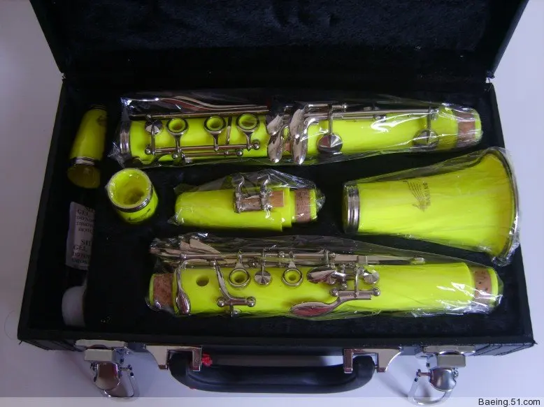 B the color clarinet clarinet