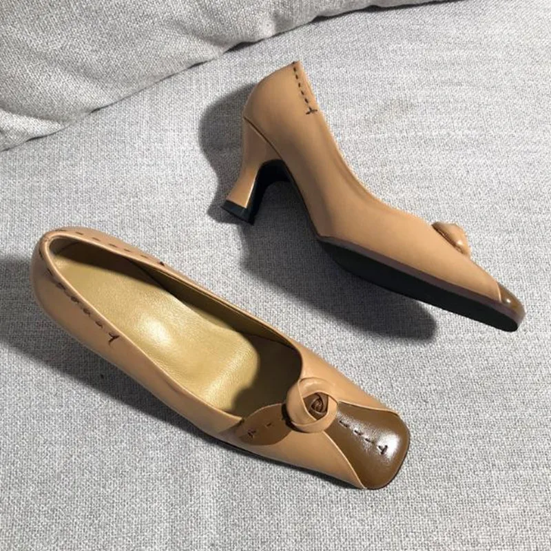 

Spring new female thick with high heels square head retro Genuine leather flower women's shoes Apricot work shoes heels pumps