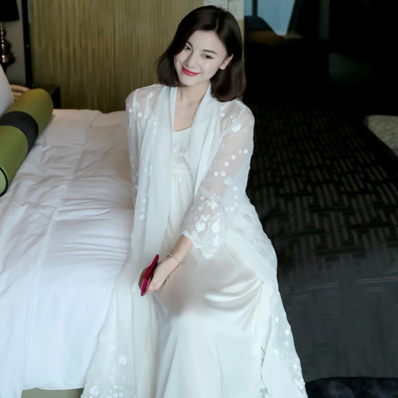 Весенне-летние модные женские шелковые пижамы, длинный халат, ночная рубашка из двух частей, банный халат с цветочной вышивкой, ночная рубашка, одежда для сна
