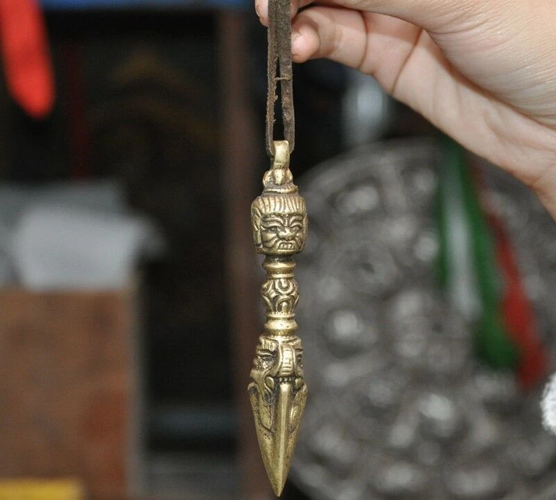 4 &quotтибетская бронзовая кожа Mahakala Dorje Phurpa Pestle Vajra подвеска амулет кинжал|Статуи и