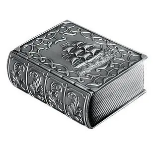 

Master And Commander Jewelry Treasure Box Pirates of the Caribbean Captain Notebook Treasure Gift Box Metal Crafts Decorations
