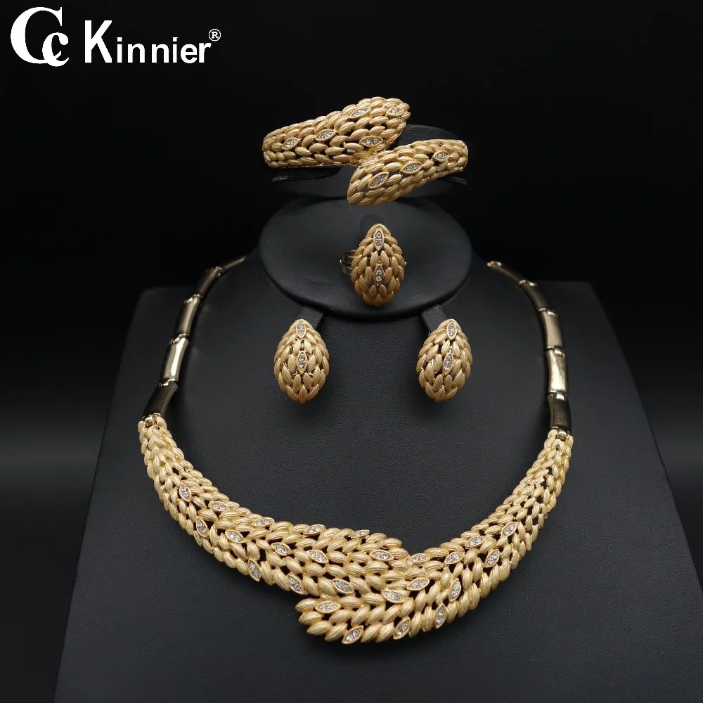 

New Dubai African beads gold-color wedding jewelry sets Party Gift Fashion beautiful Bridal Necklace Earring Bridal Bangle Ring