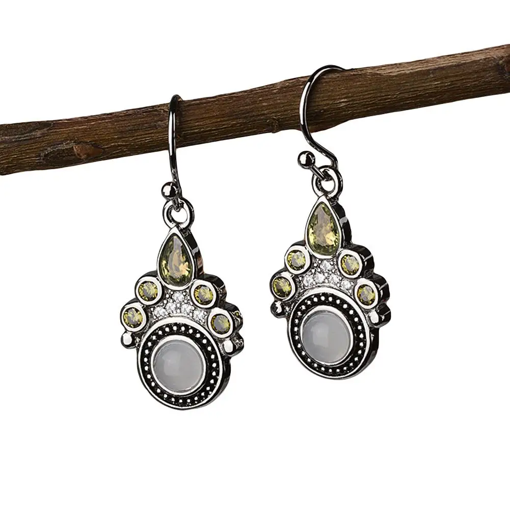 

Fashion Retro Cat Claw Rhinestone Faux Inlaid Women Earrings Jewelry