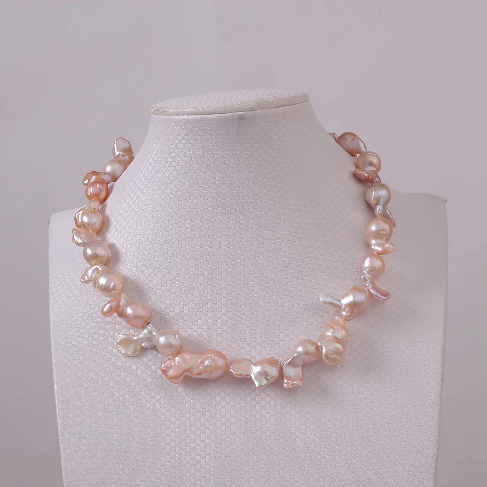 YS] Baroque Pearl Necklace Pink 