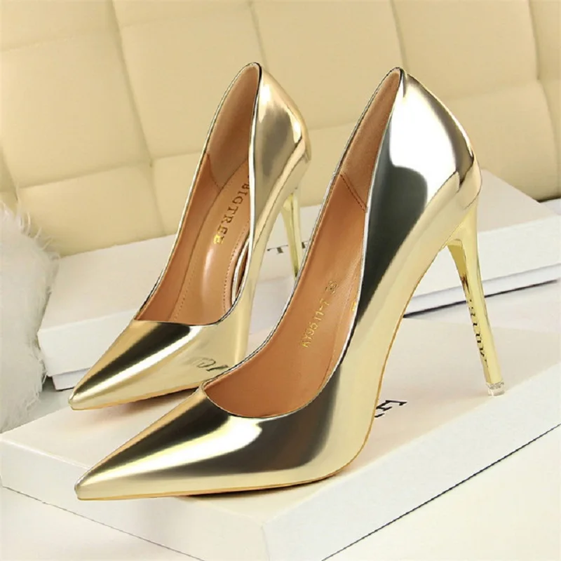 2019 New Shoes Women Pumps Petent Leather High Heels Pumps Women Shoes Fashion Wedding Shoes Women Heels Ladies Shoes stilettos