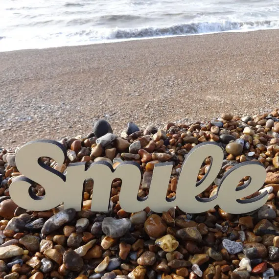 Free shipping Handpainted Chic Smile pvc Sign- Word Smile Sign- Housewarming Present by Wordsworth