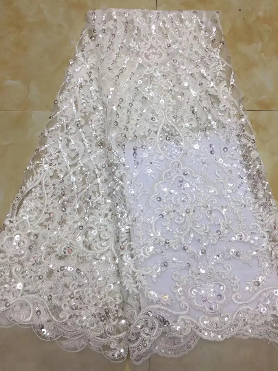 

2018 Nigerian net material white French lace fabric, bride wedding African sequins lace fabric high quality AD740