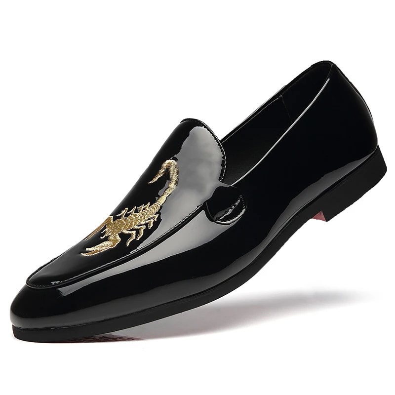 

New Animal Prints Print Leather Shoes Fashion Classic Doug Men Shoes Business Pointed Toe Leather Bright Wedding Flat Shoes