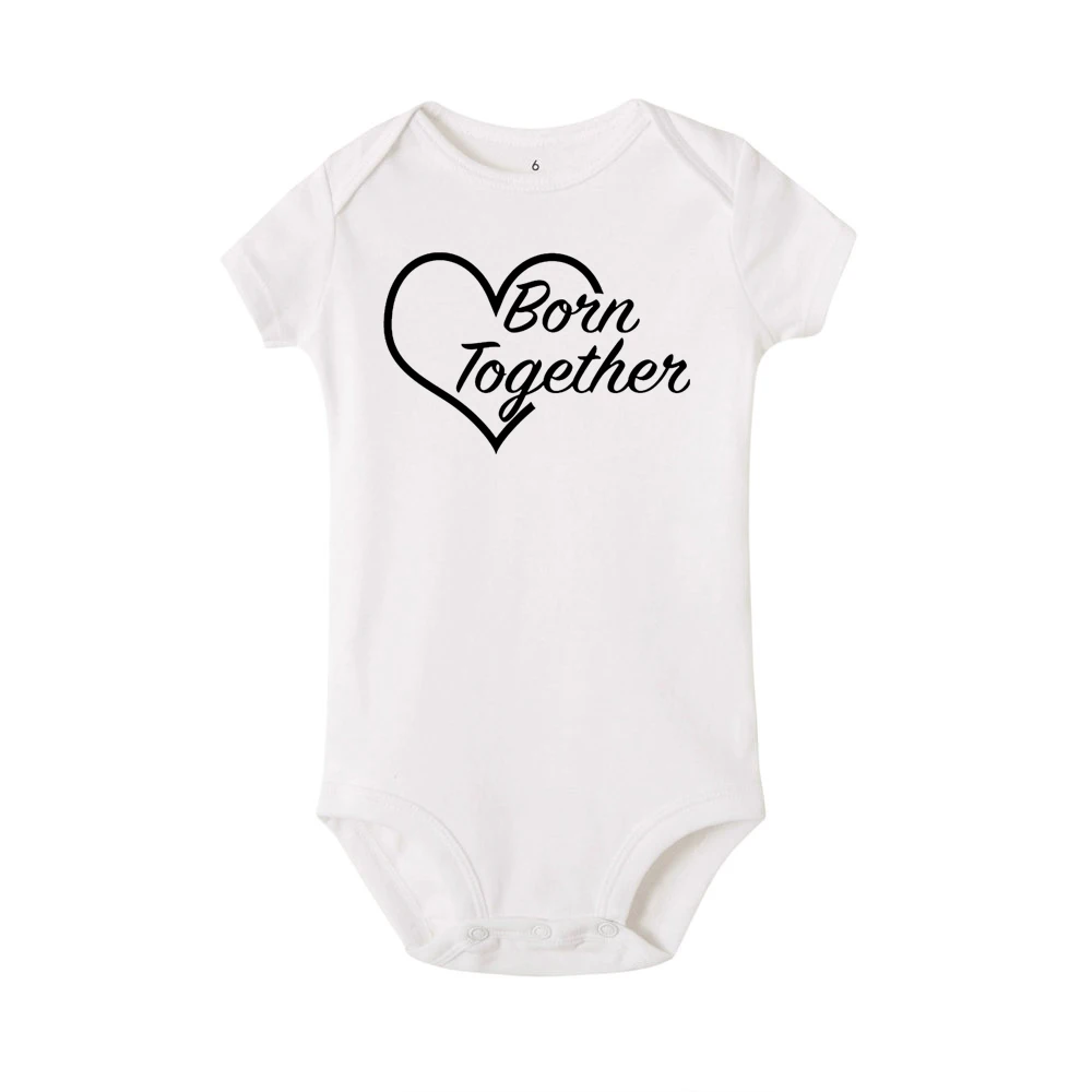 Милый комбинезон для близнецов с надписью «Born Together Friends Foreve»; подарок для новорожденных; одежда для малышей; милый белый комбинезон в повседневном стиле - Цвет: RA87-SRPWH-