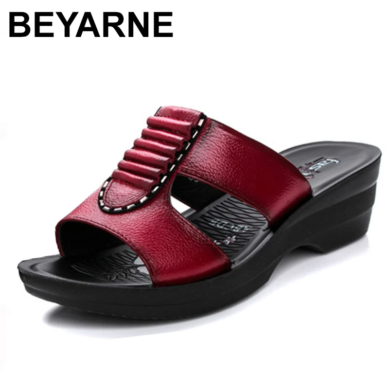 BEYARNESummer/новые тапочки для мамы Модные женские тапочки мягкая и удобная повседневная обувь большого размера женские шлепанцы