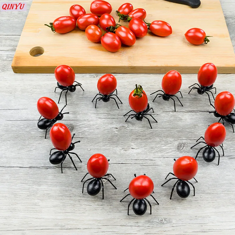 12pcs / Set Creative Fruit Fork Reusable Ant Fruit Fork Mini Party Dinnerware Multiple Use Snack Cake Dessert Forks 6ZMM199