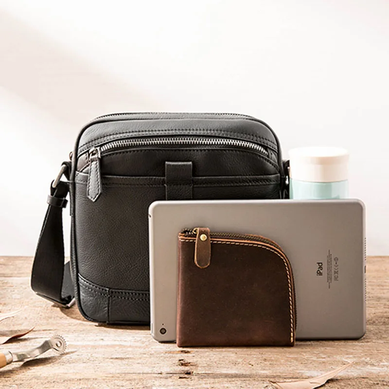 AETOO New leather shoulder bag difference bag male casual retro men's first layer cowhide soft leather diagonal small bag tide