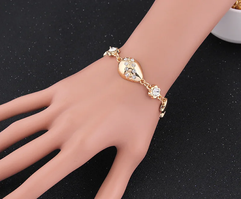Женский ювелирный комплект из колье серёг и браслета|necklace earrings bracelet|fashion jewelry
