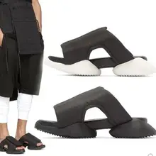 Модные мужские шлепанцы для лета для пляжа; брендовая мужская повседневная обувь; Вьетнамки; большие размеры 35-46