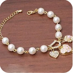 

2018 New Arrival Romantic Promotion Charm Bracelets Women None D Letter Heart Pendant Beaded Bangle Chain Jewelry Bracelet Gift