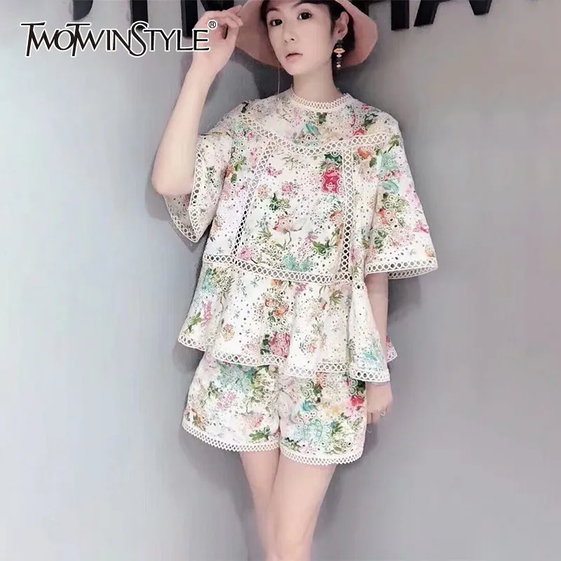 

TWOTWINSTYLE Summer Print Hollow Out Women Suit O Neck Half Sleeve Shirt High Waist Wide Leg Shorts Female Two Piece Set 2019